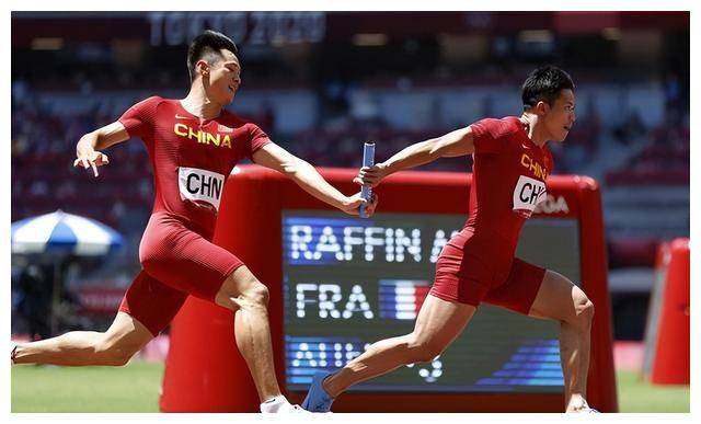 丁俊晖打破历史纪录，苏炳添教练泪洒赛场！